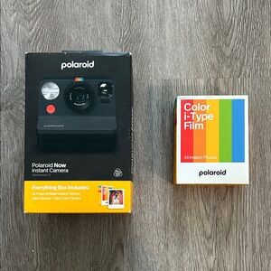 Polaroid Black Instant Camera with Color i-Type Film